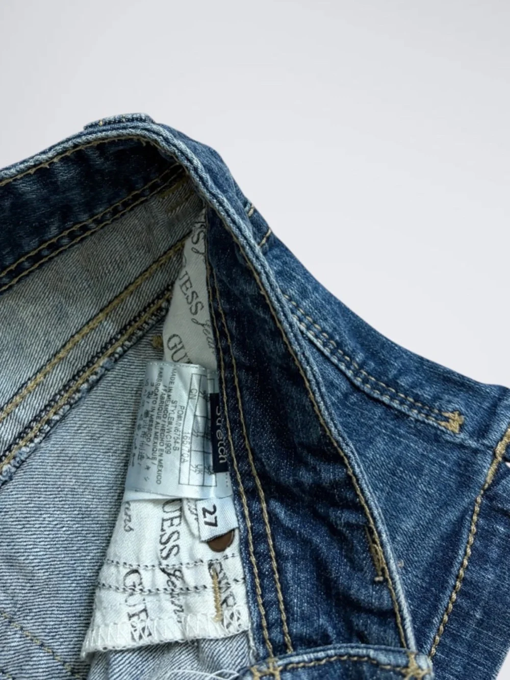 GUESS size 27